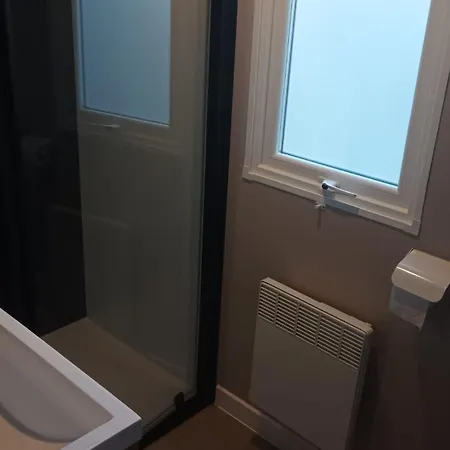 Mh 557 Confort 40m2 3ch Dont Parentale 2 Salles De Bain Avec Vue Sur Foret Dans 4 Etoiles مكان تخييم *