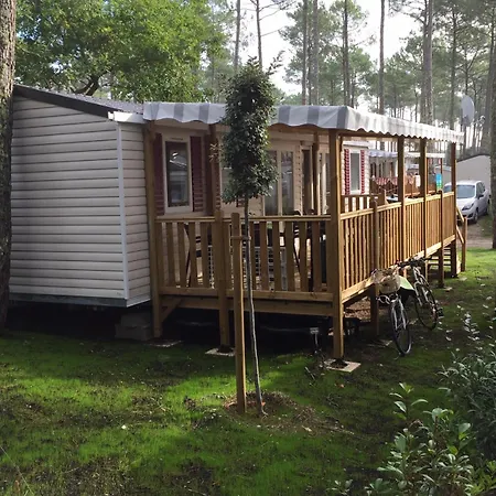 Campsite Mh 557 Confort 40m2 3ch 2 Sdb En Lisiere De Foret Dans 4 Etoiles Saint-Julien-en-Born
